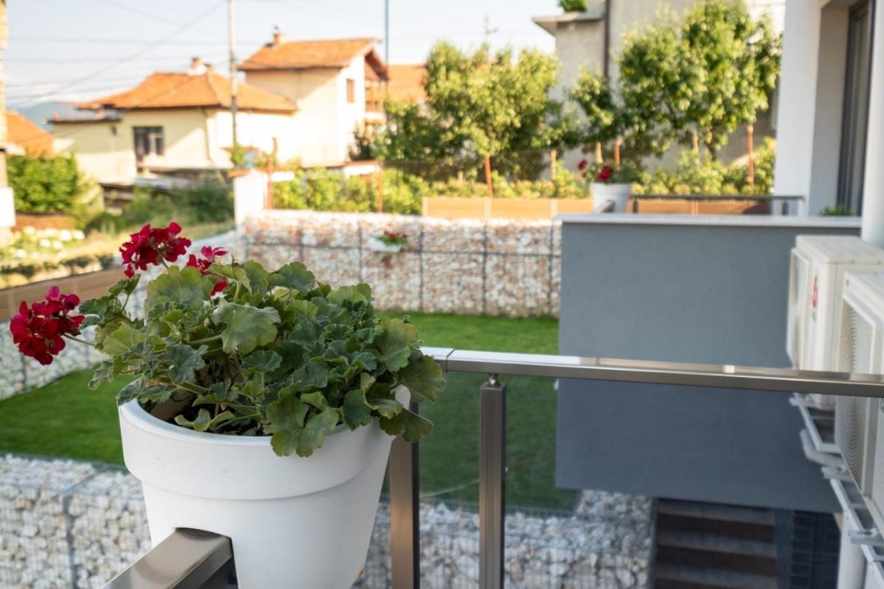 Thehouse - Apartment Kamenitza Welingrad Exterior foto